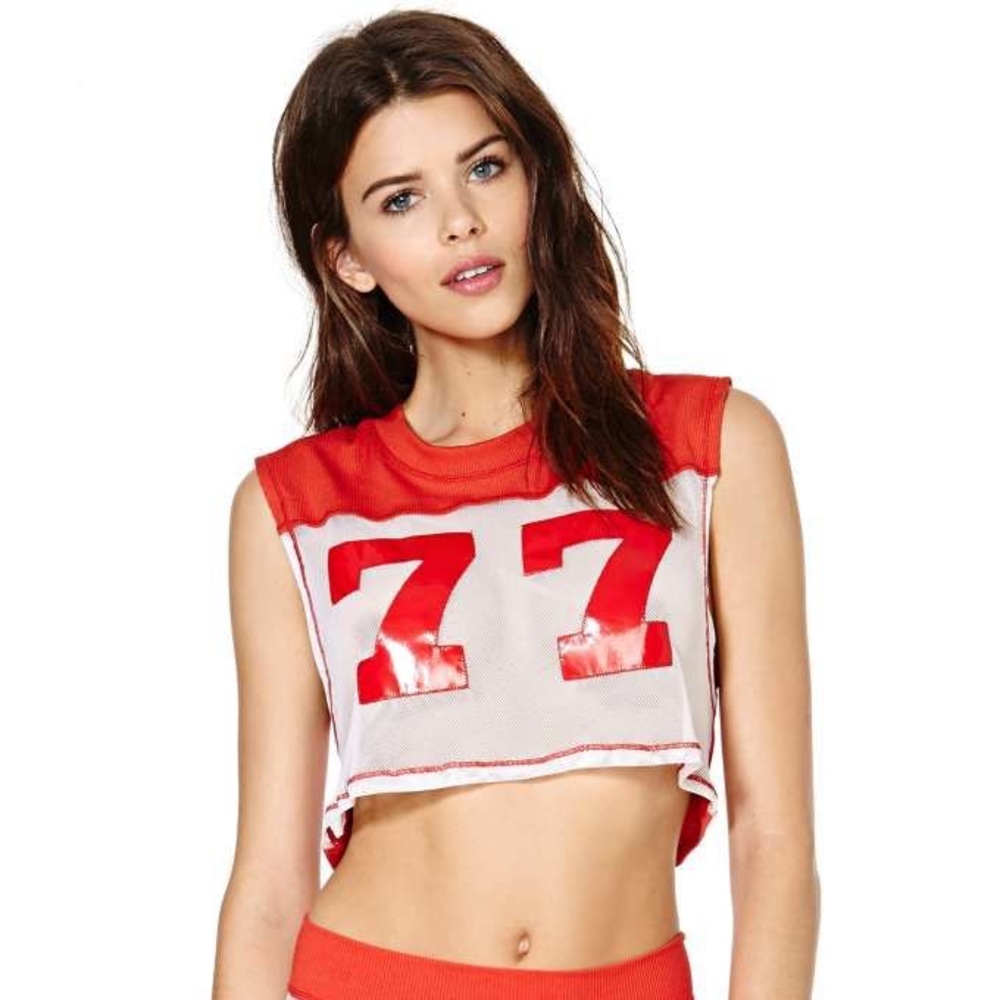 MINIMALE ANIMALE Quarterback Crop Top
